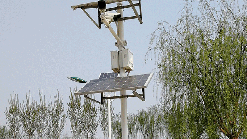 湖北太阳能监控杆
